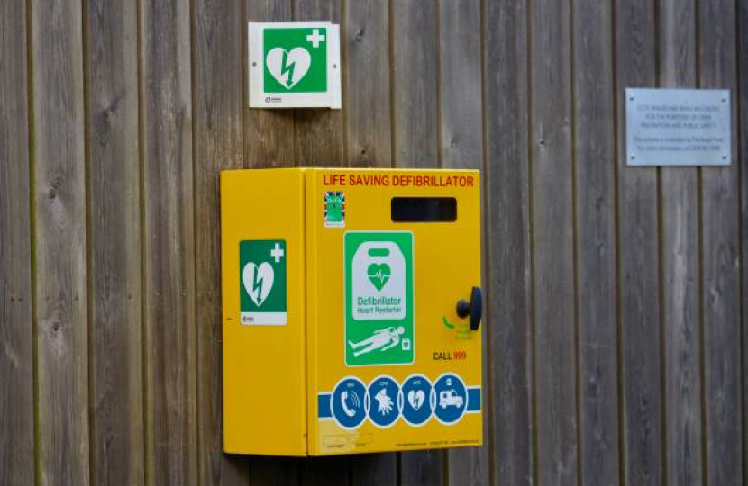 Mounted Defibrillator