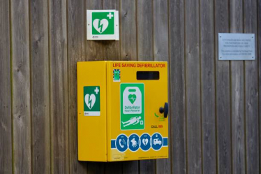 Mounted Defibrillator